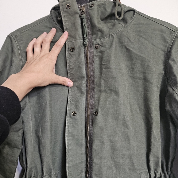 Abercrombie & Fitch women's long green jacket - Picture 8 of 10